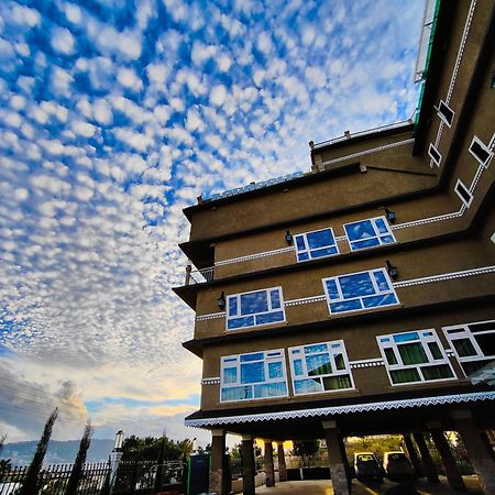 Hotel Acropolis Шиллонг Экстерьер фото