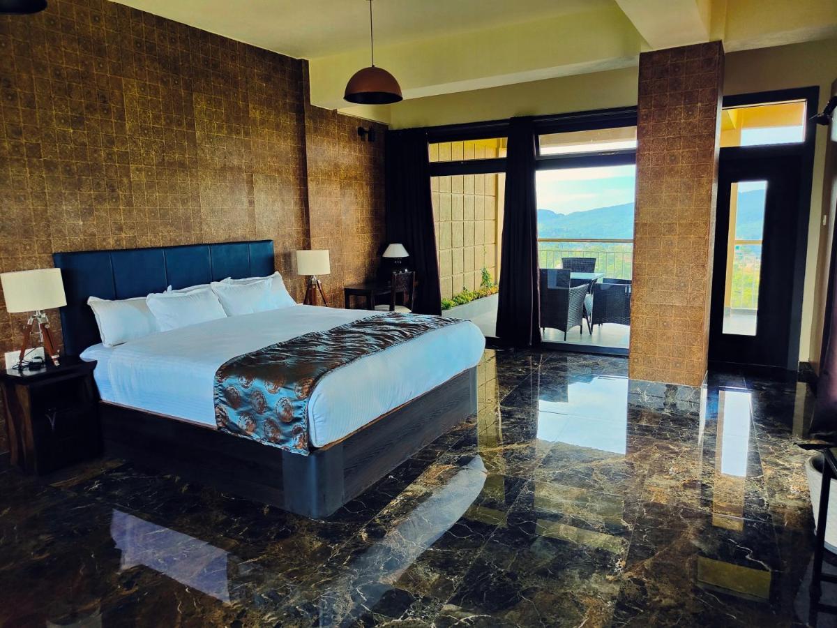 Hotel Acropolis Шиллонг Экстерьер фото